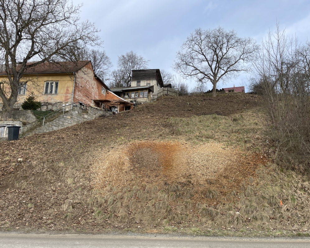 stavební pozemek v obci Ochoz u Brna